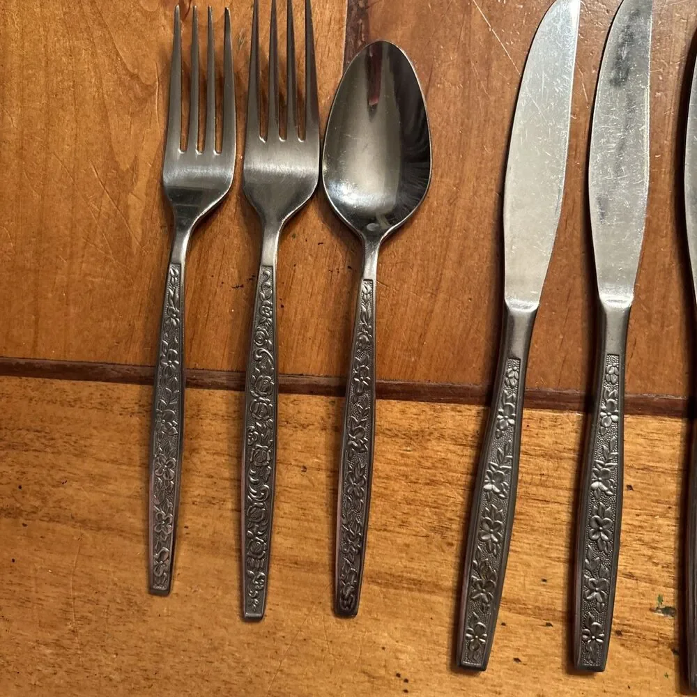 17 Stanley Roberts La Spana Stainless Rogers Spoon Fork Knife Taiwan Lot